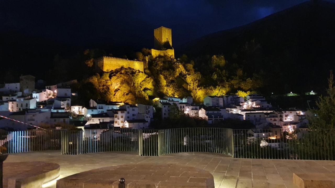 Alojamiento Rural Fuente De La Glorieta Cazorla Luaran gambar