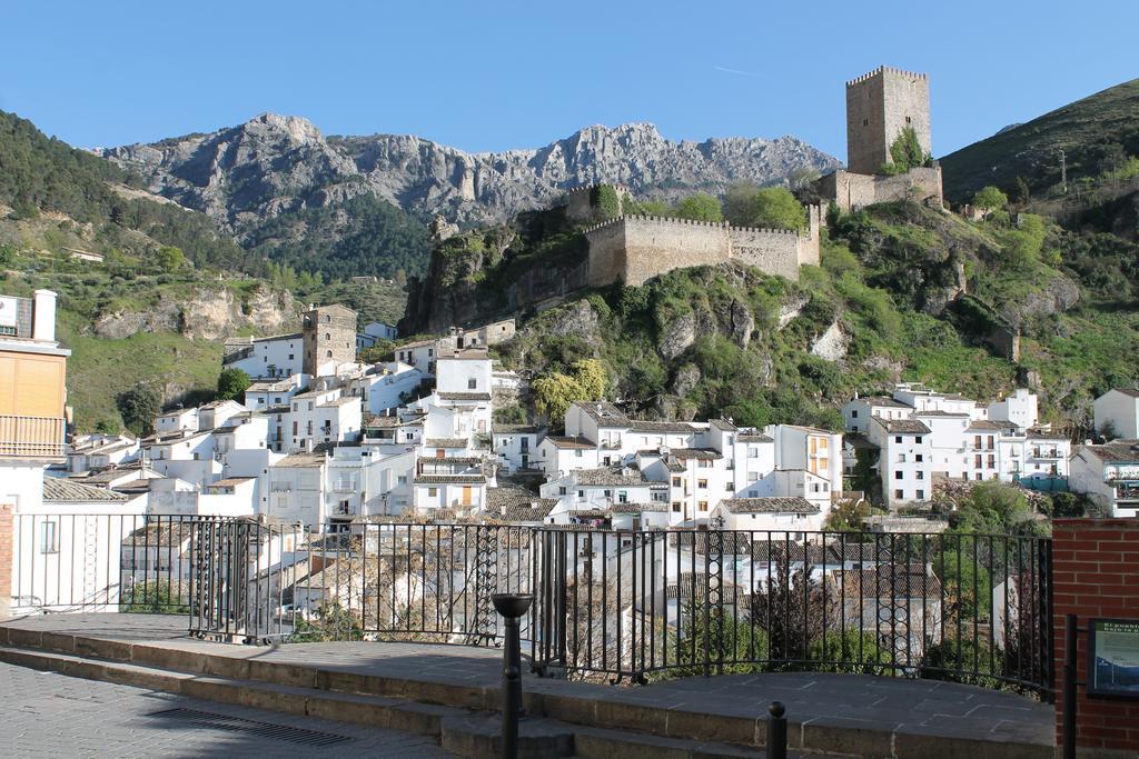 Alojamiento Rural Fuente De La Glorieta Cazorla Luaran gambar