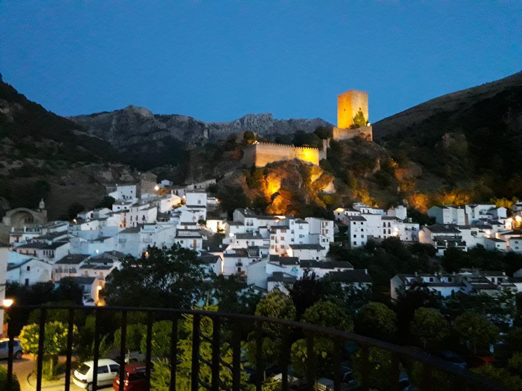 Alojamiento Rural Fuente De La Glorieta Cazorla Luaran gambar